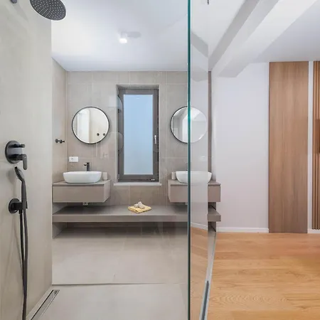 Luxury Lea Magdalena 6 With Pool And Sea View Villa Krk Town