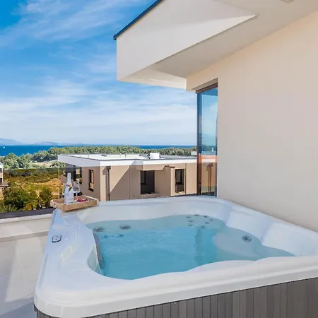 Luxury Lea Magdalena 6 With Pool And Sea View Villa