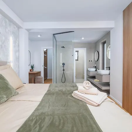 Luxury Lea Magdalena 6 With Pool And Sea View * Krk Town