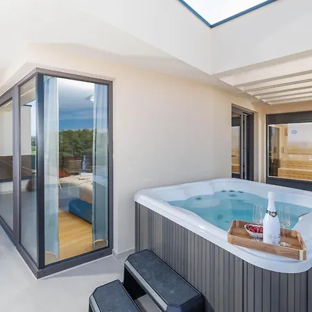 Villa Luxury Lea Magdalena 6 With Pool And Sea View Krk Town