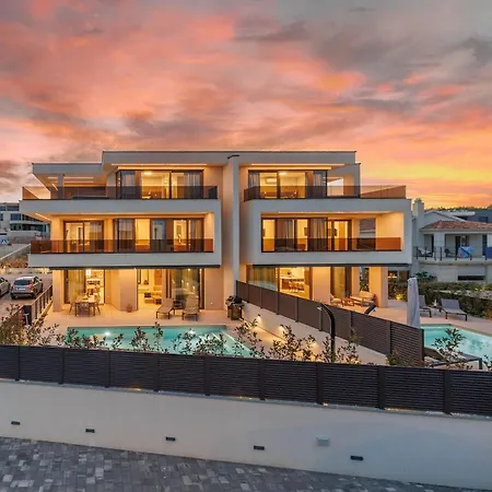 Luxury Lea Magdalena 6 With Pool And Sea View Villa Krk Town